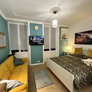 Aquarium Exclusive Loft - Private Parking Apartment Genoa
