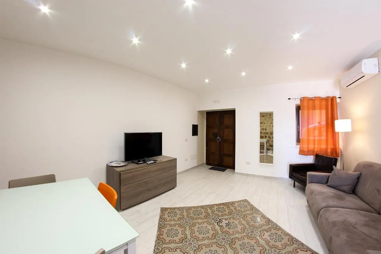 Apartment Casavacanze Natoli Castel di Tusa Italy