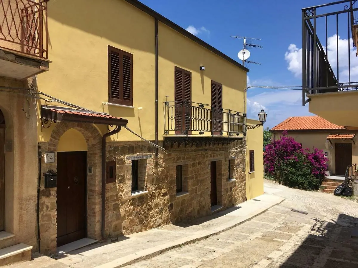 Casavacanze Natoli Castel di Tusa